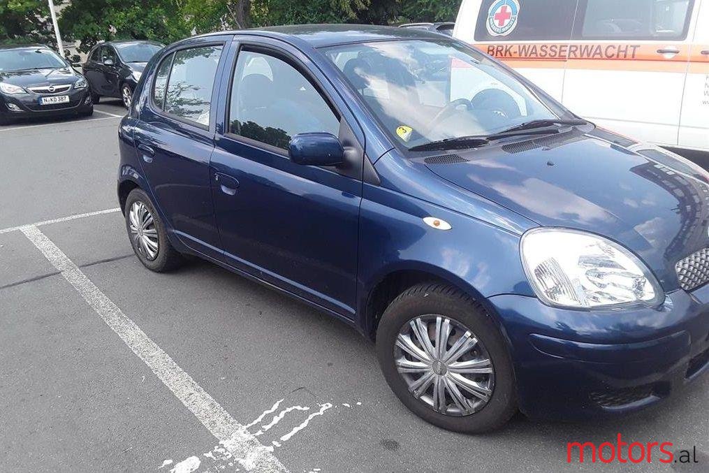 2004' Toyota Yaris photo #1