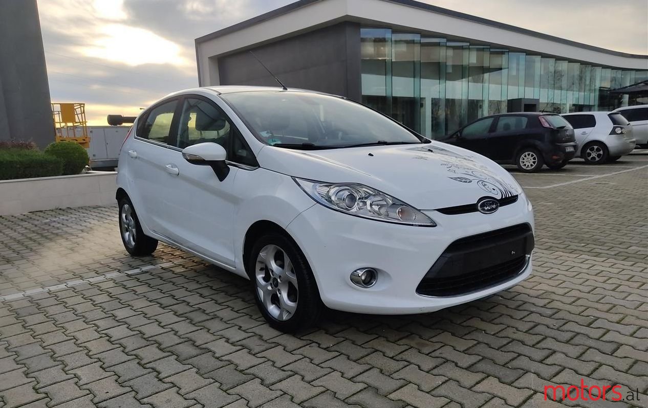 2009' Ford Fiesta photo #1