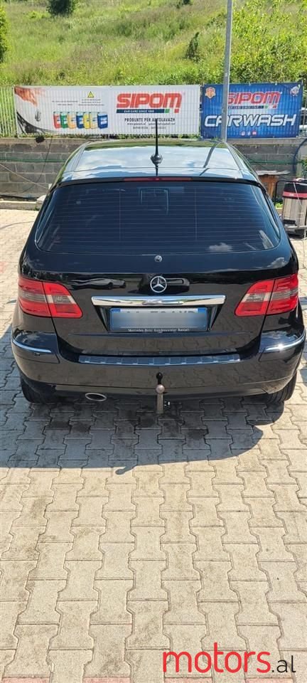 2010' Mercedes-Benz B 180 photo #5