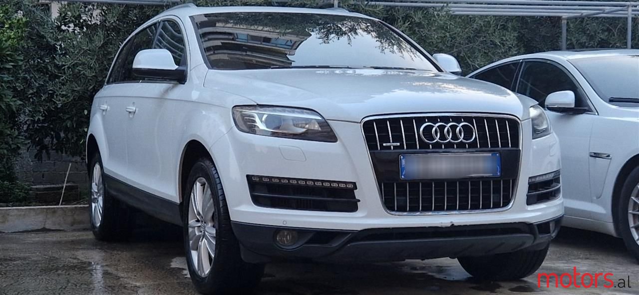 2015' Audi Q7 photo #2