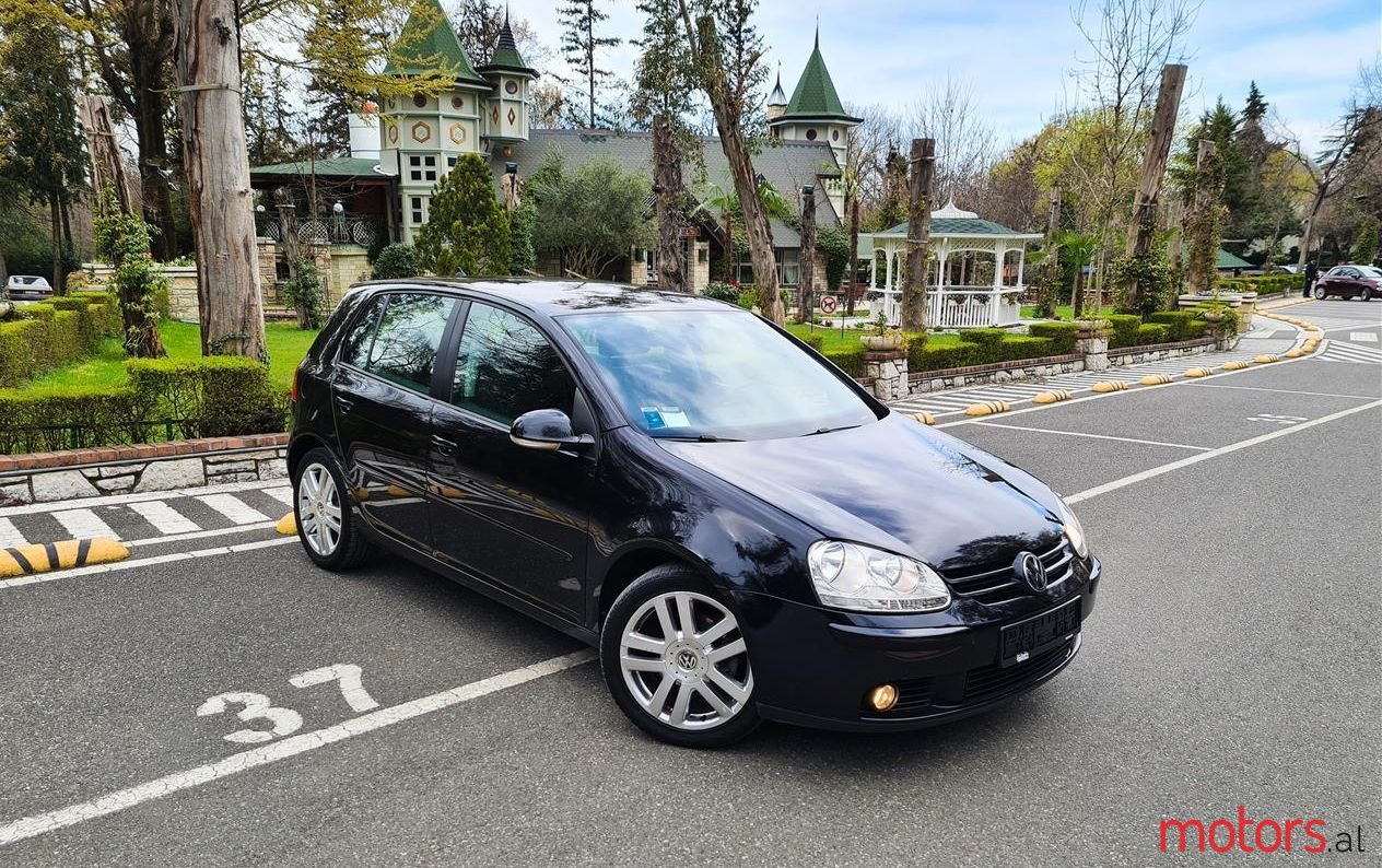 2006' Volkswagen Golf photo #1