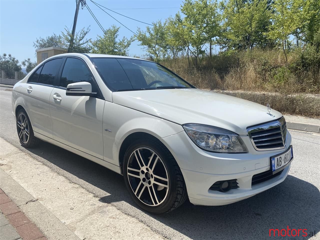 2009' Mercedes-Benz C 180 photo #1