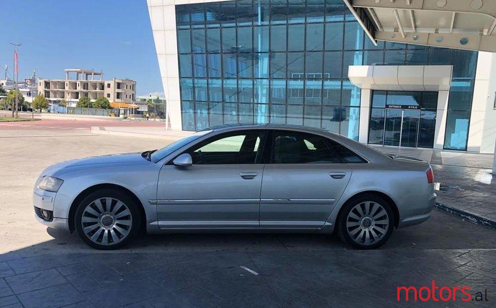 2005' Audi A8 photo #2