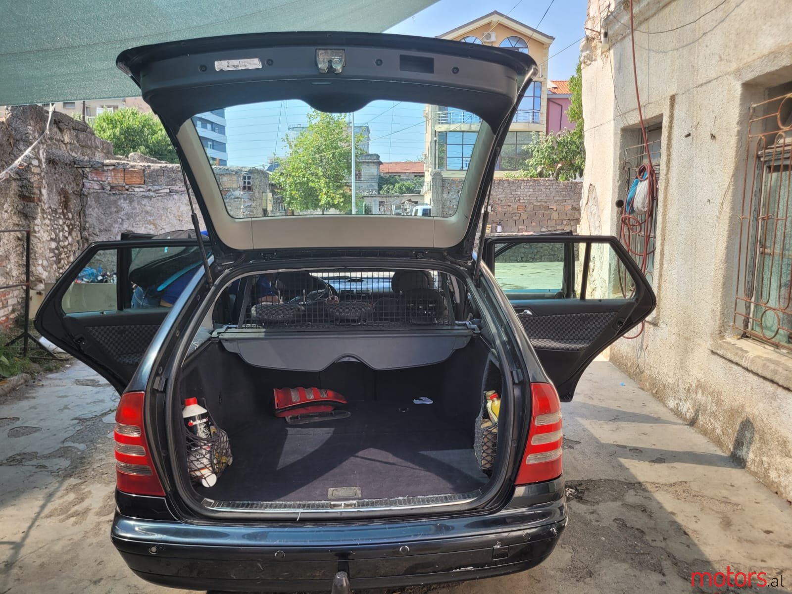 2003' Mercedes-Benz C 180 classic photo #3