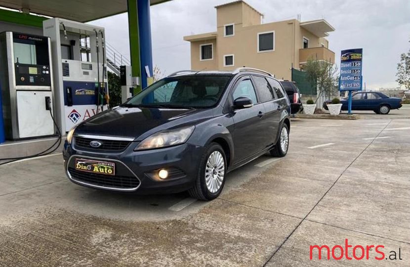 2010' Ford Focus photo #1