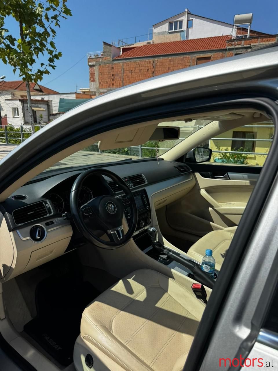 2013' Volkswagen Passat photo #4