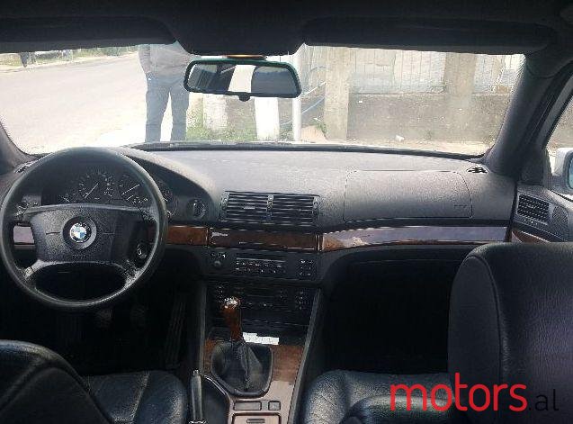 1999' BMW 525 photo #1