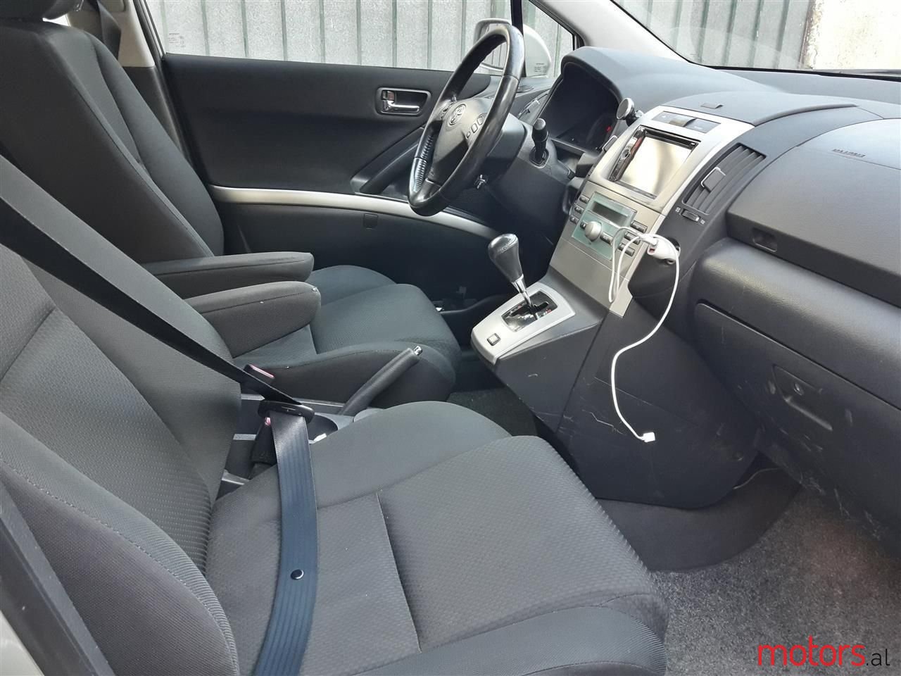 2005' Toyota Corolla Verso photo #4