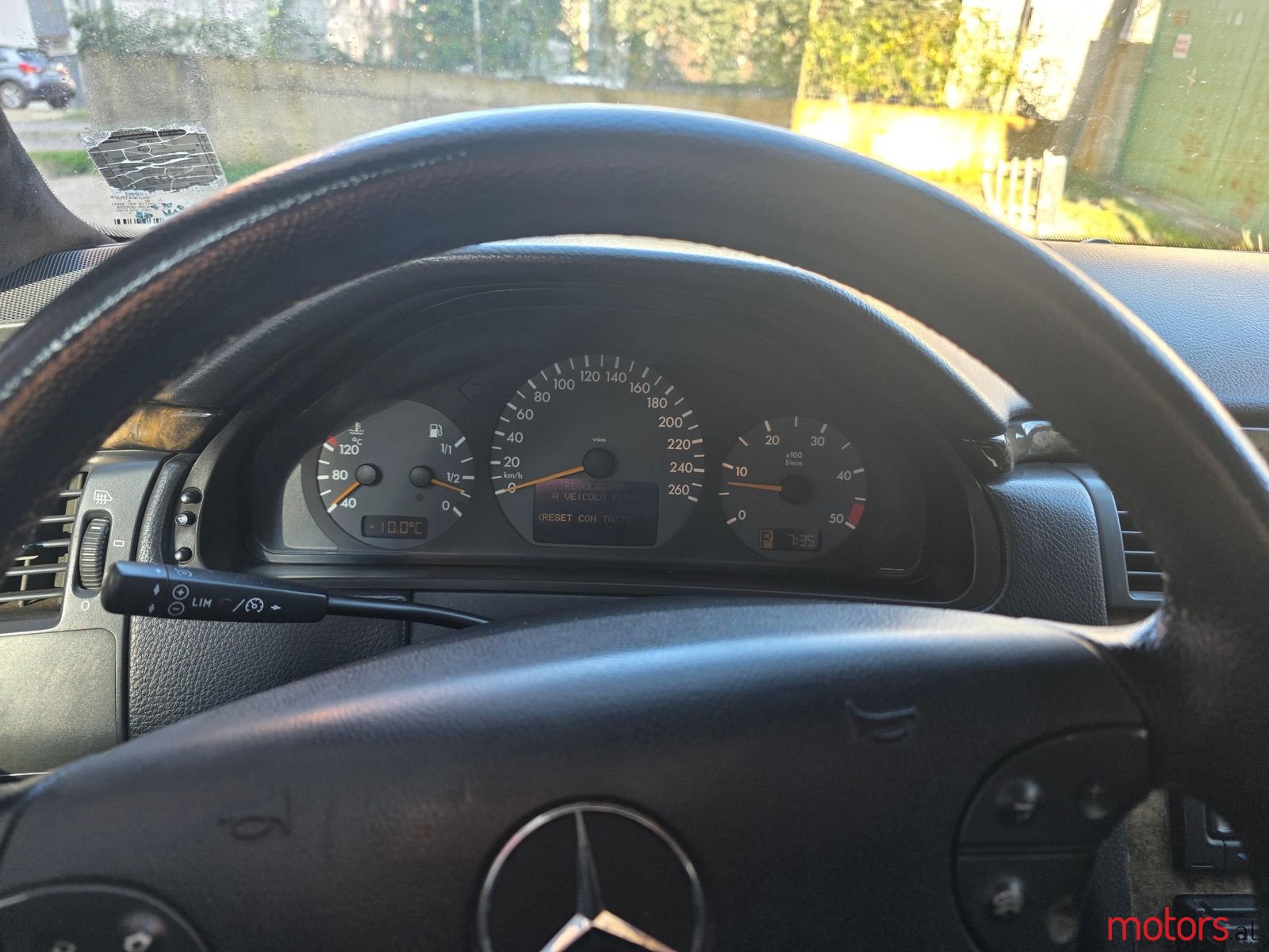 2001' Mercedes-Benz E 270 photo #5