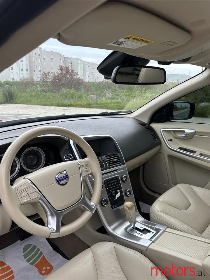 2012' Volvo Xc 60 photo #4