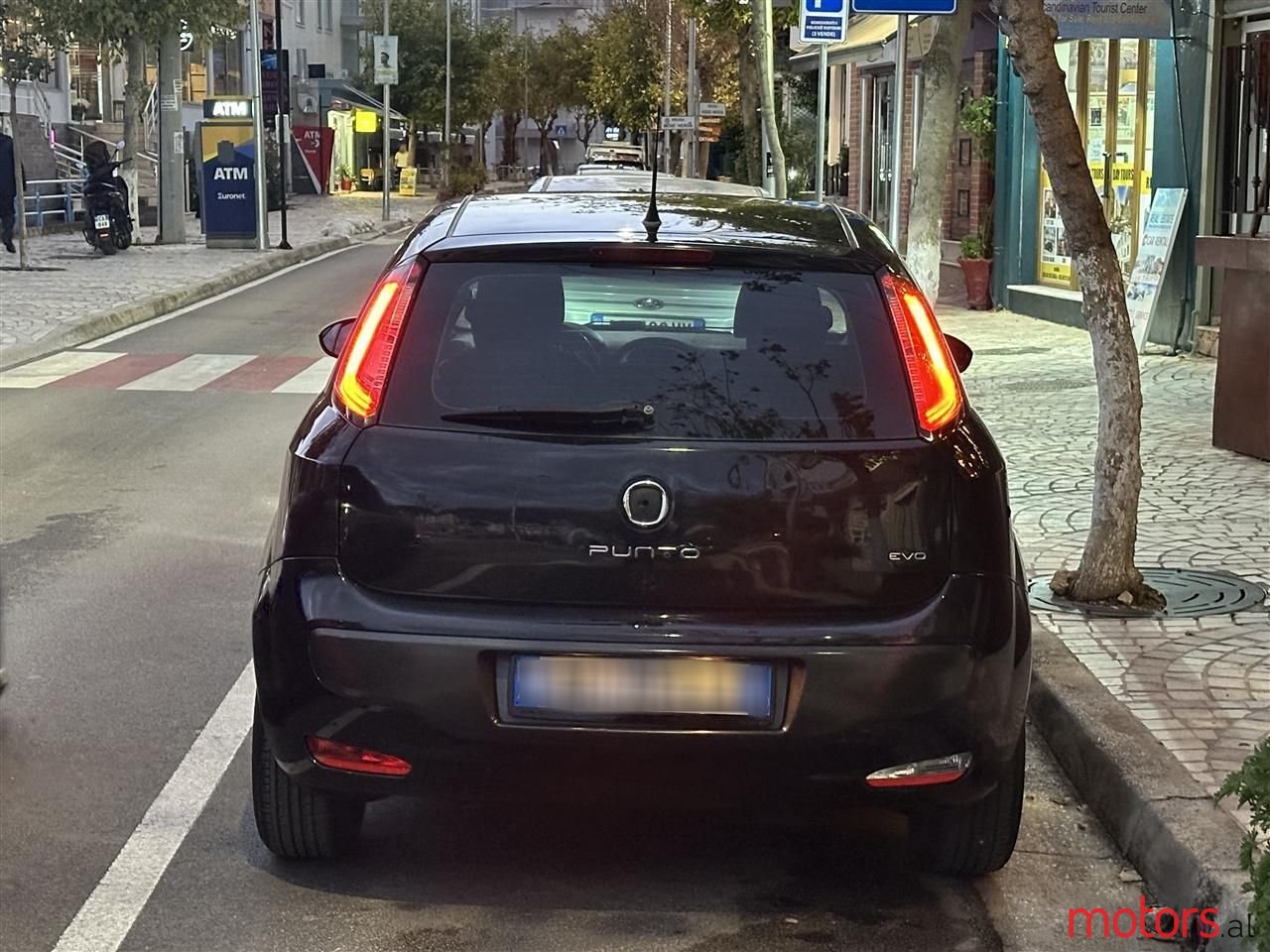 2010' Fiat Punto Evo photo #4
