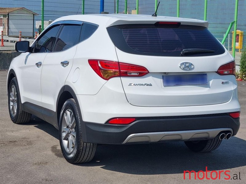 2013' Hyundai Santa Fe photo #5