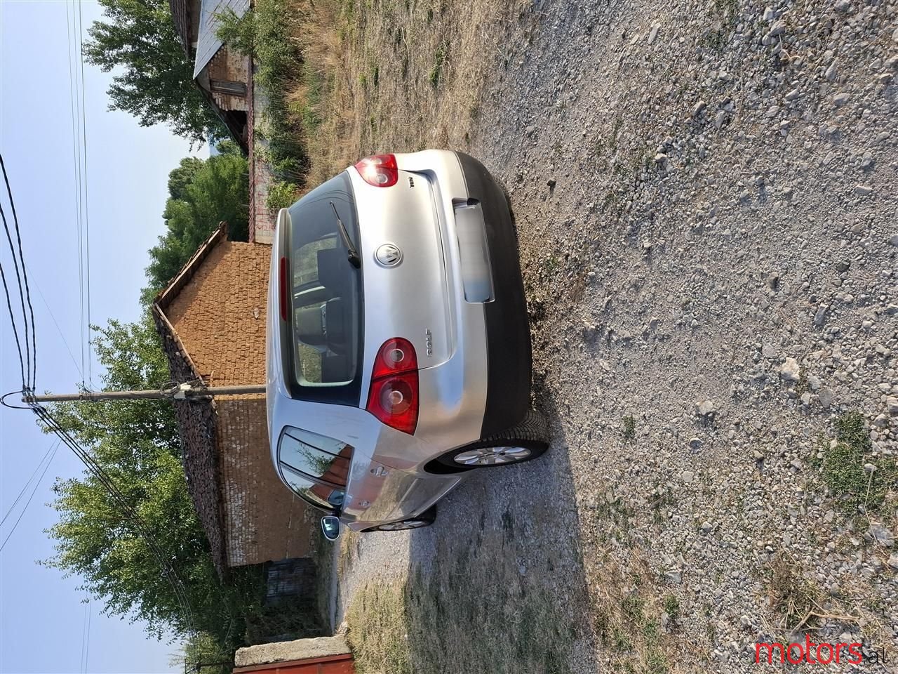 2005' Volkswagen Golf photo #2