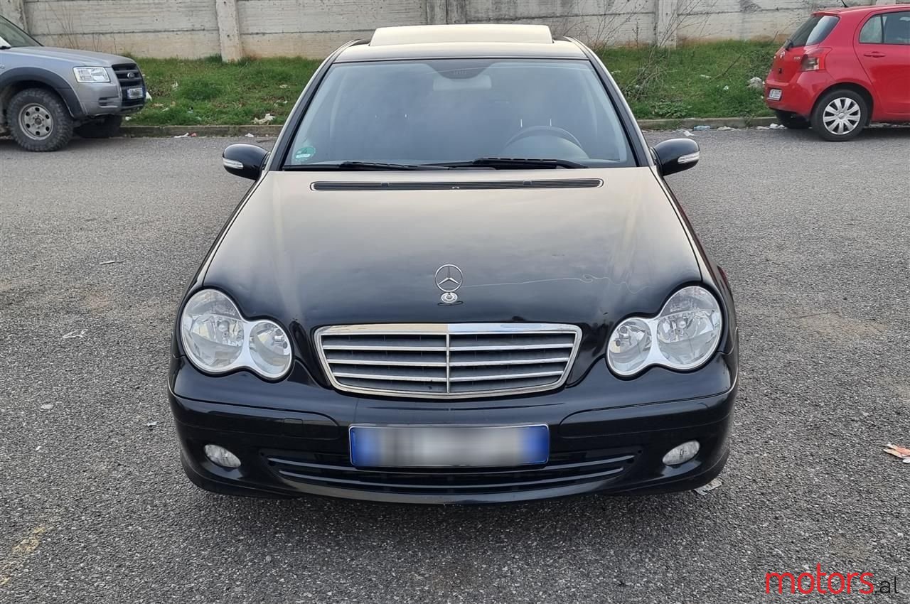 2005' Mercedes-Benz C 200 photo #1
