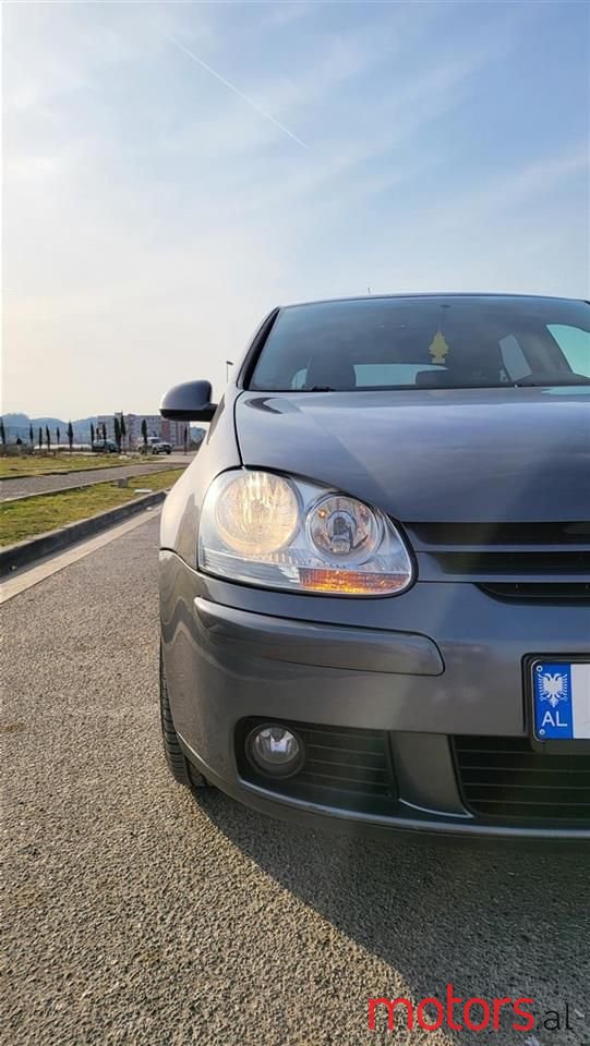 2007' Volkswagen Golf photo #4