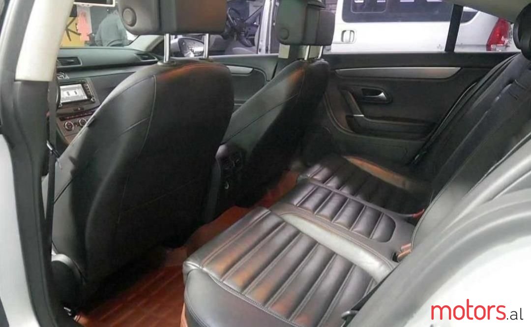 2013' Volkswagen photo #6