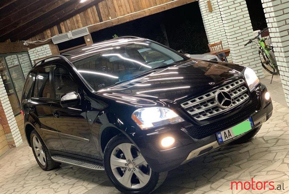 2009' Mercedes-Benz ML 320 photo #1