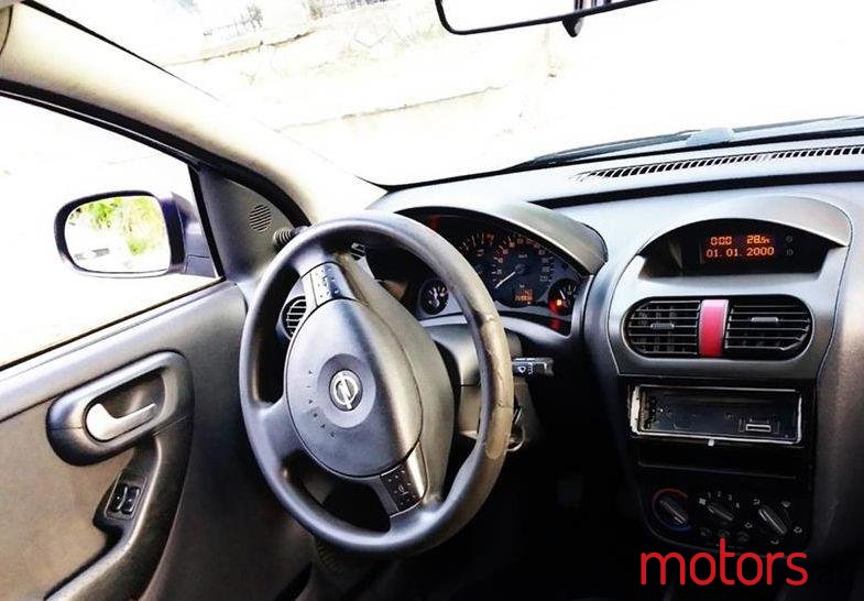 2003' Opel Corsa photo #2