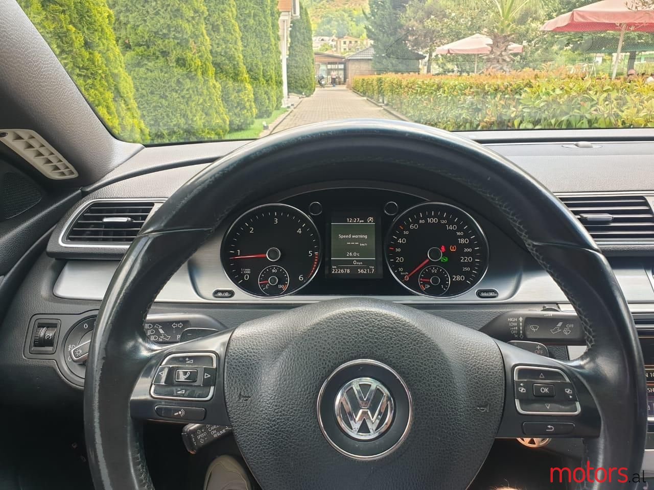 2013' Volkswagen Passat photo #3