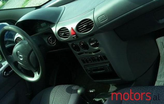 2001' Mercedes-Benz A-Class photo #1