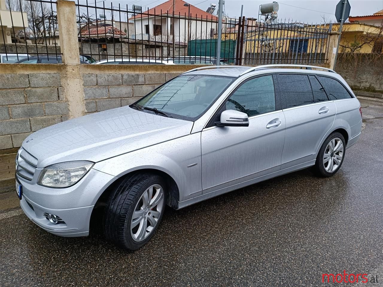 2010' Mercedes-Benz C 220 photo #2