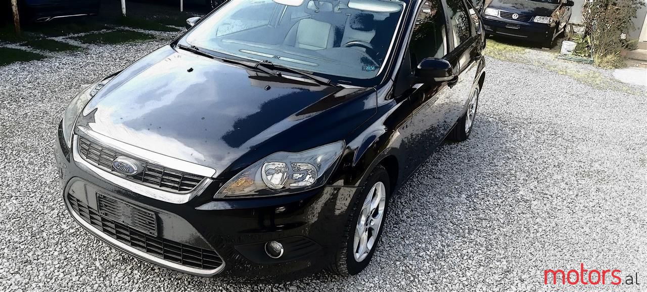 2011' Ford Focus photo #2