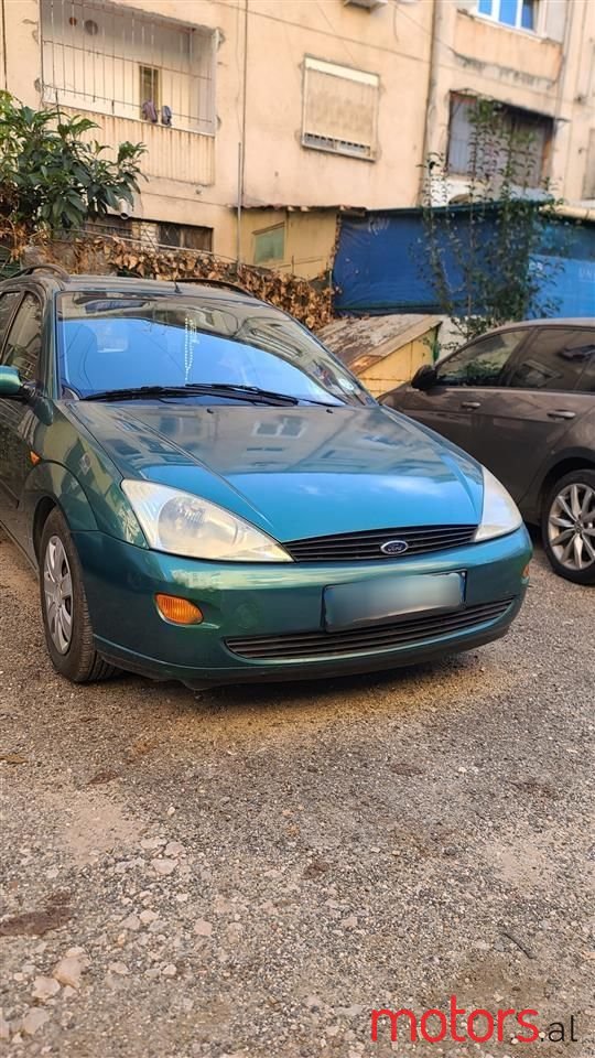 2000' Ford Focus photo #5