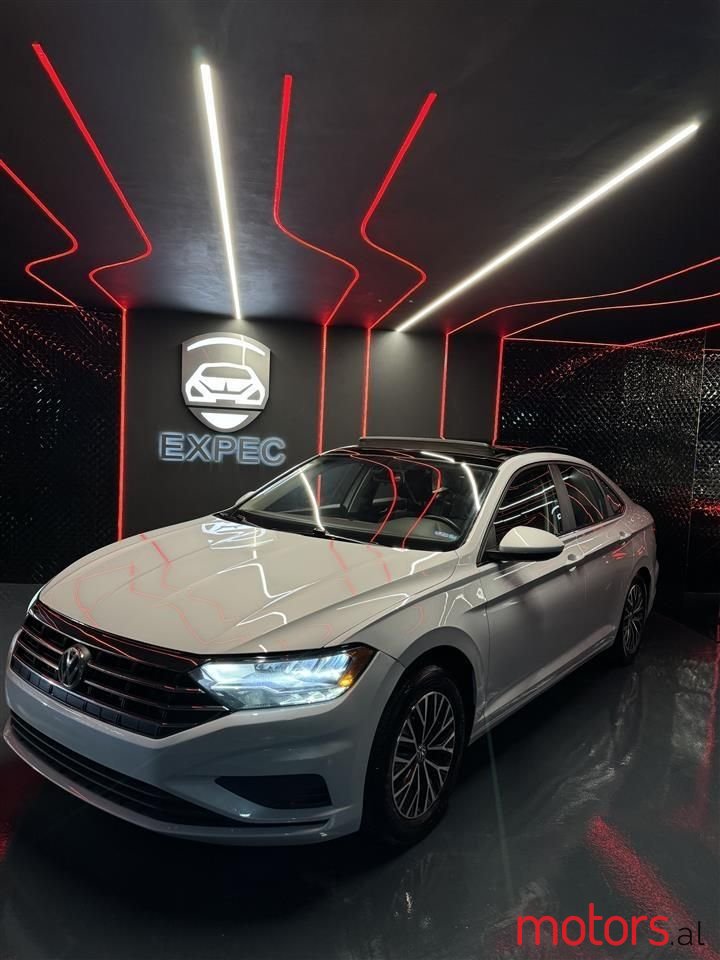2018' Volkswagen Jetta photo #1