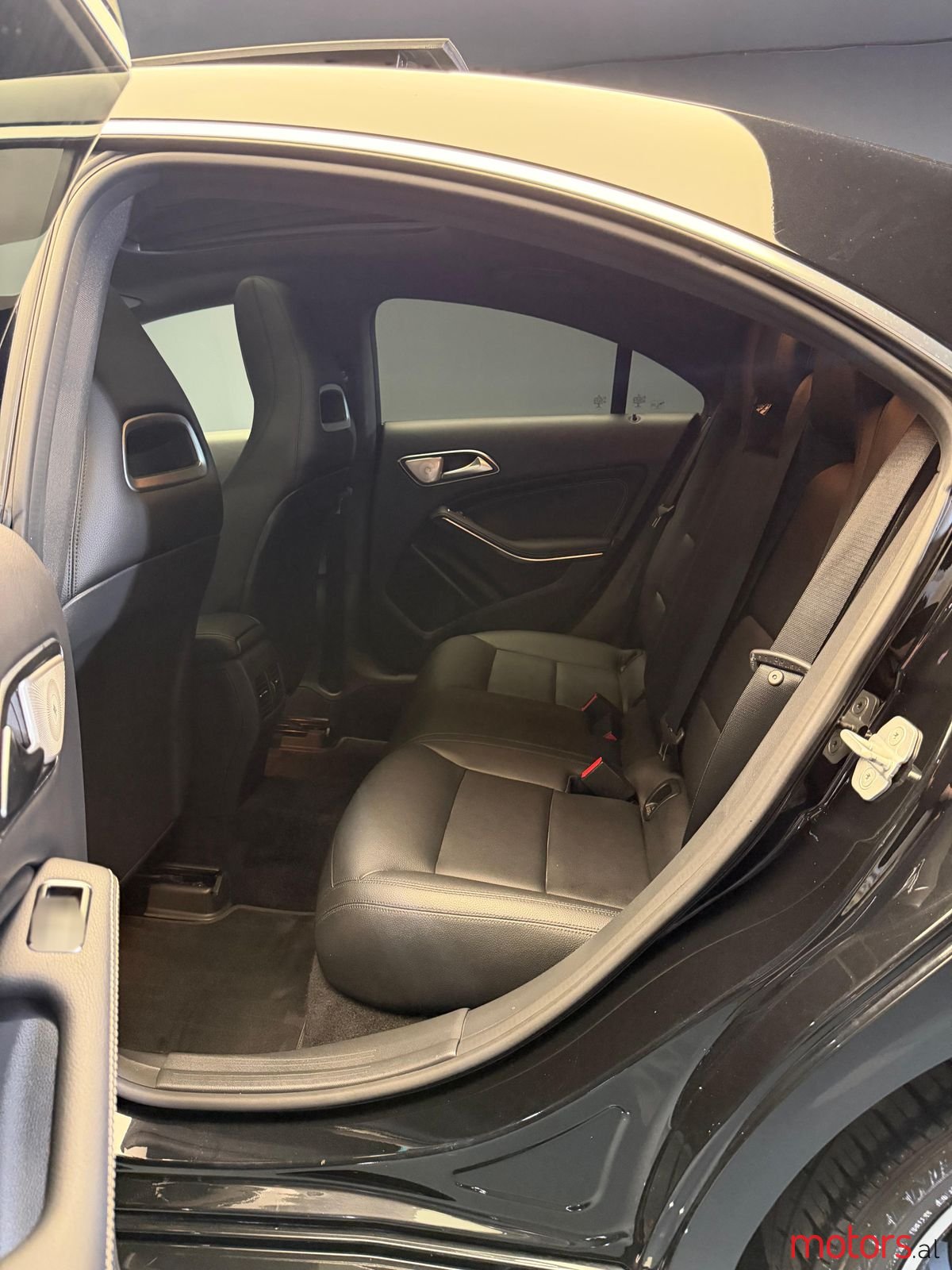 2016' Mercedes-Benz CLA 200 photo #5