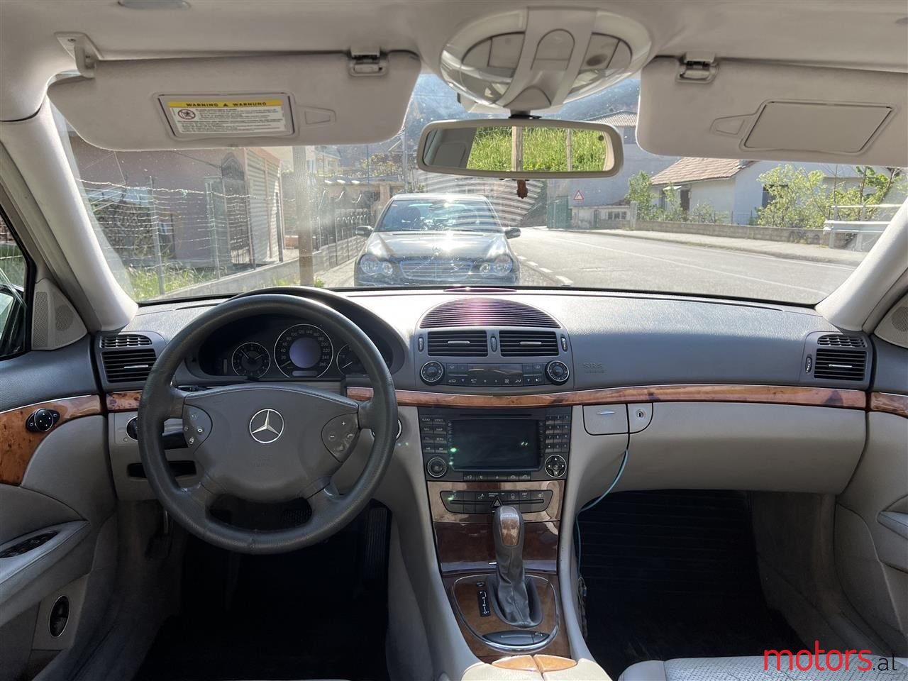 2004' Mercedes-Benz E 270 photo #4