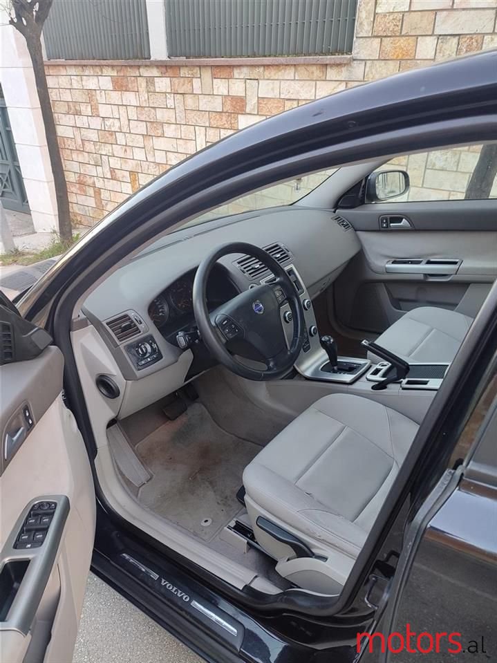 2009' Volvo V50 photo #4