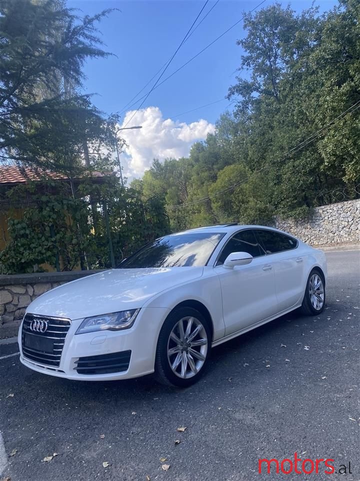 2012' Audi A7 photo #2