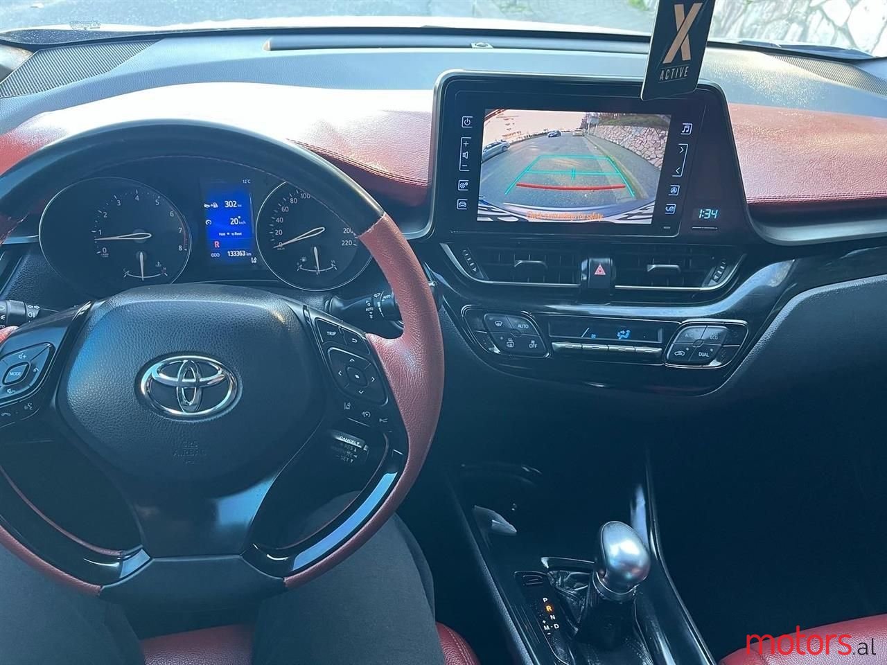 2018' Toyota C-HR photo #6