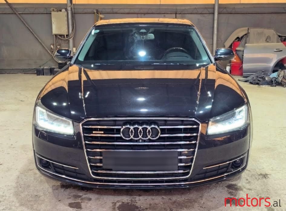 2015' Audi A8 photo #2