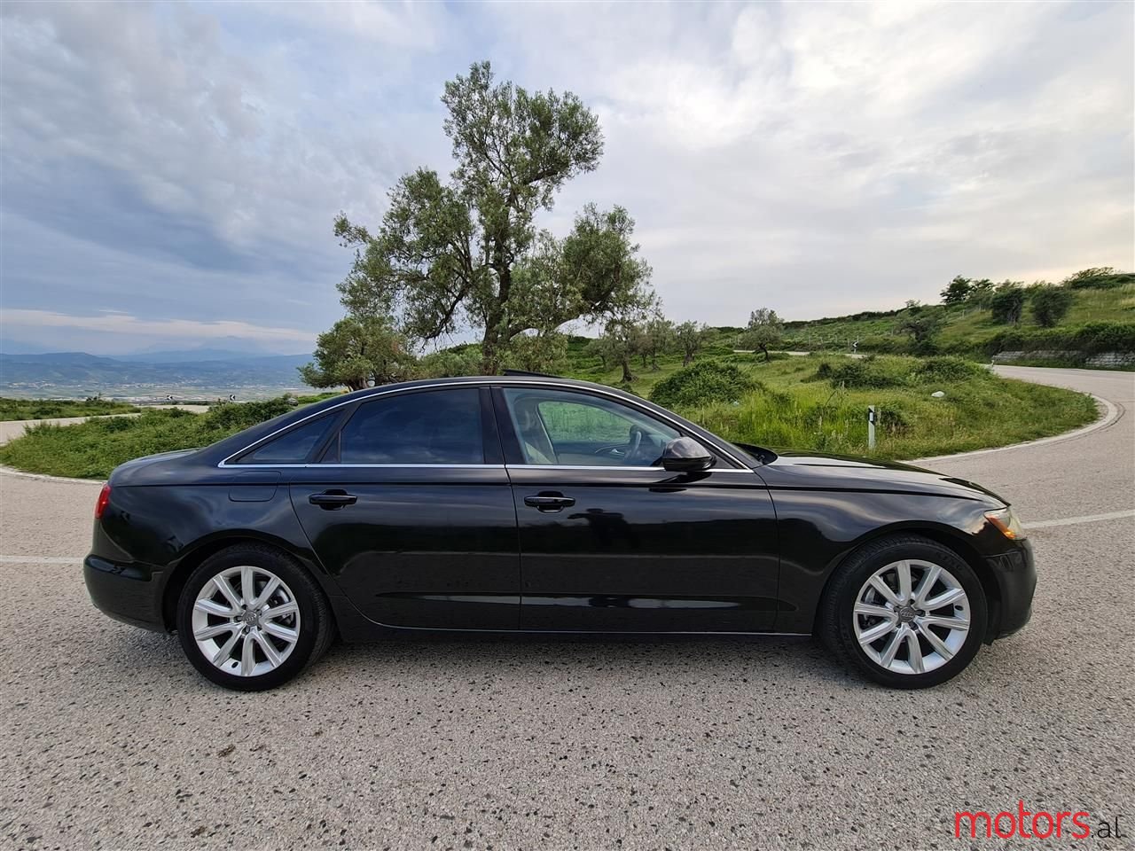 2013' Audi A6 photo #2