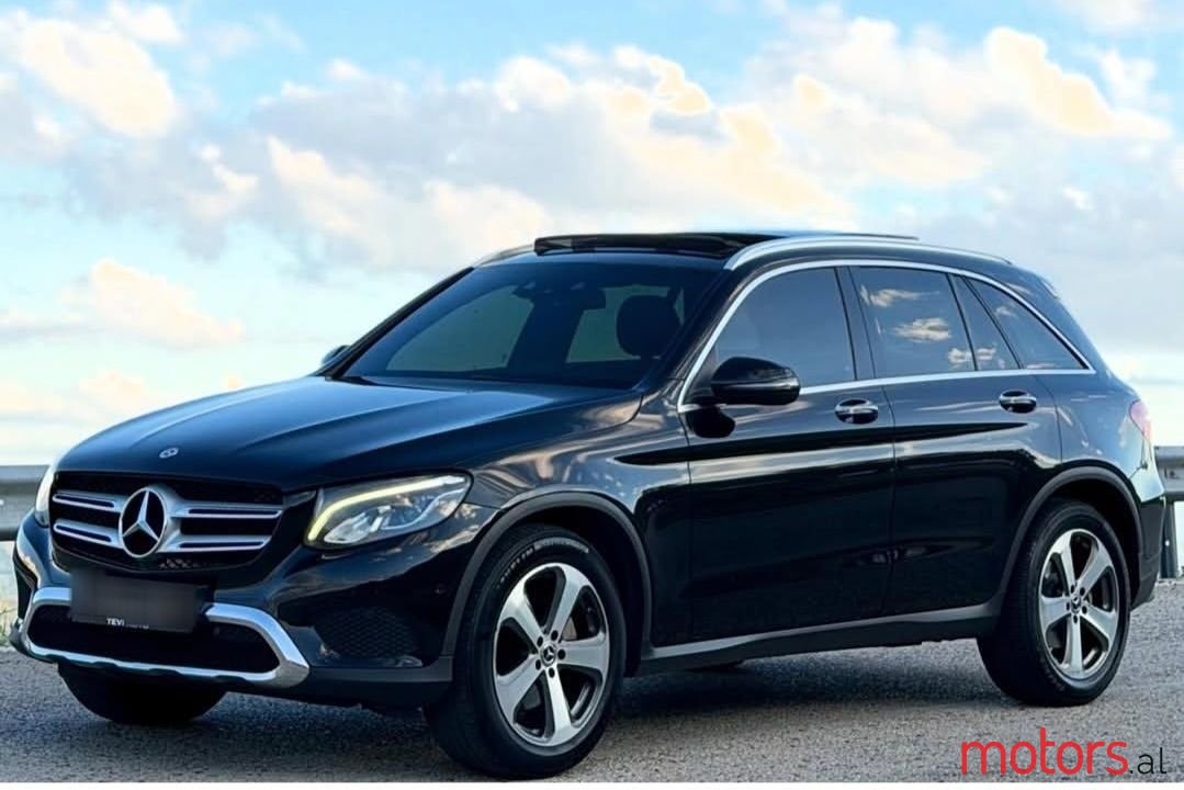 2018' Mercedes-Benz GLC 220 photo #1