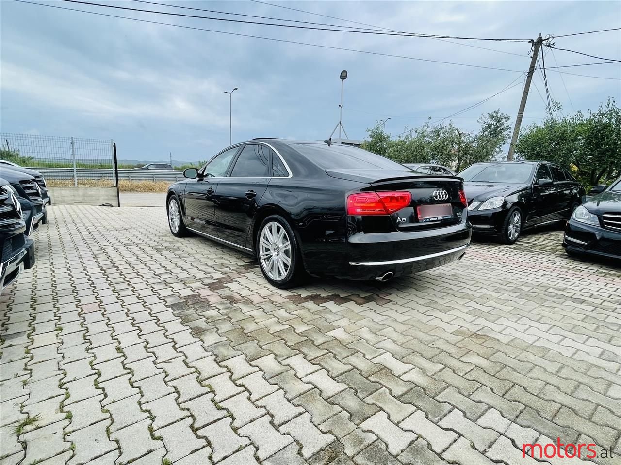 2014' Audi A8 photo #5