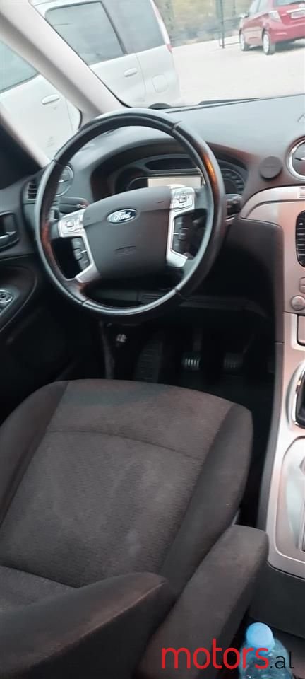 2009' Ford Galaxy photo #6