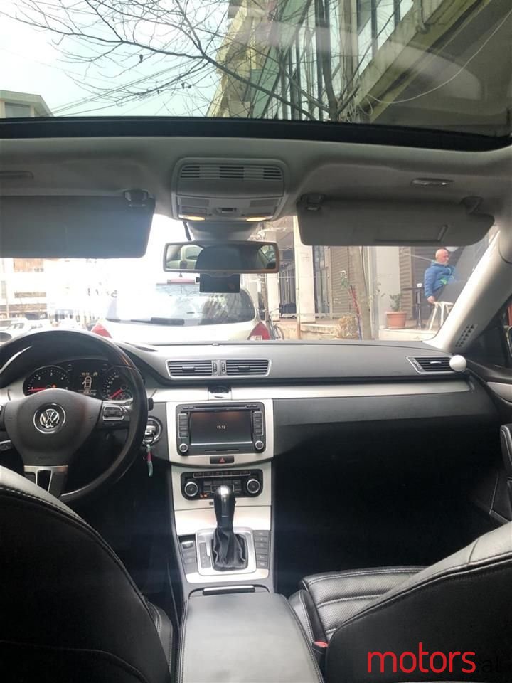 2012' Volkswagen photo #5