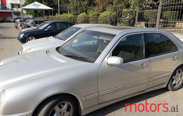 1999' Mercedes-Benz E-Class photo #1