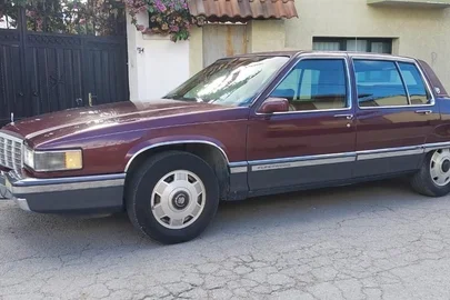 1991' Cadillac Fleetwood