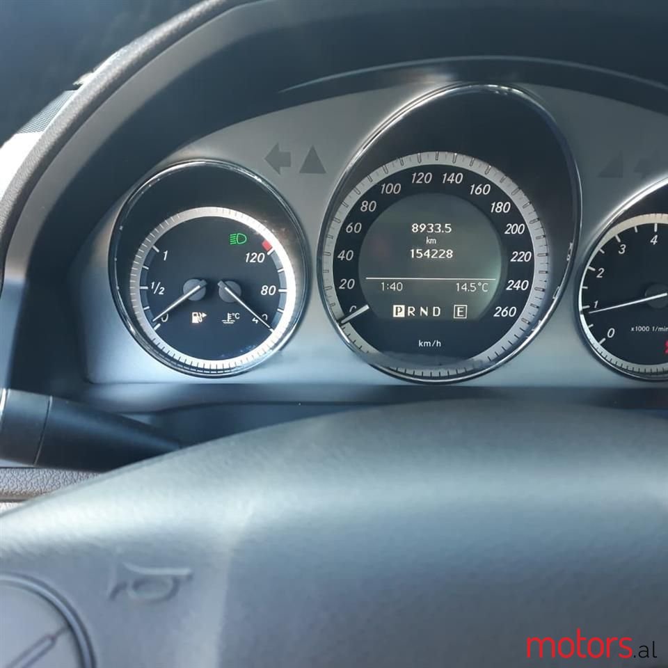 2011' Mercedes-Benz C 30 Amg photo #3