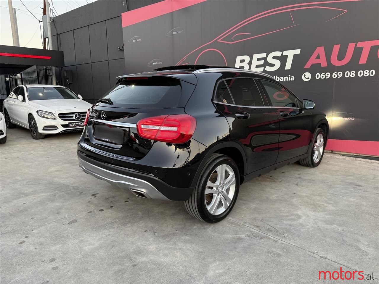 2017' Mercedes-Benz GLA 200 photo #4