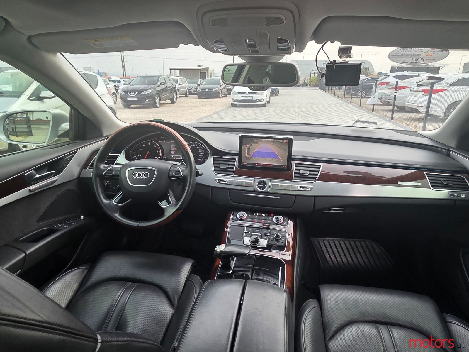 2013' Audi A8 photo #5