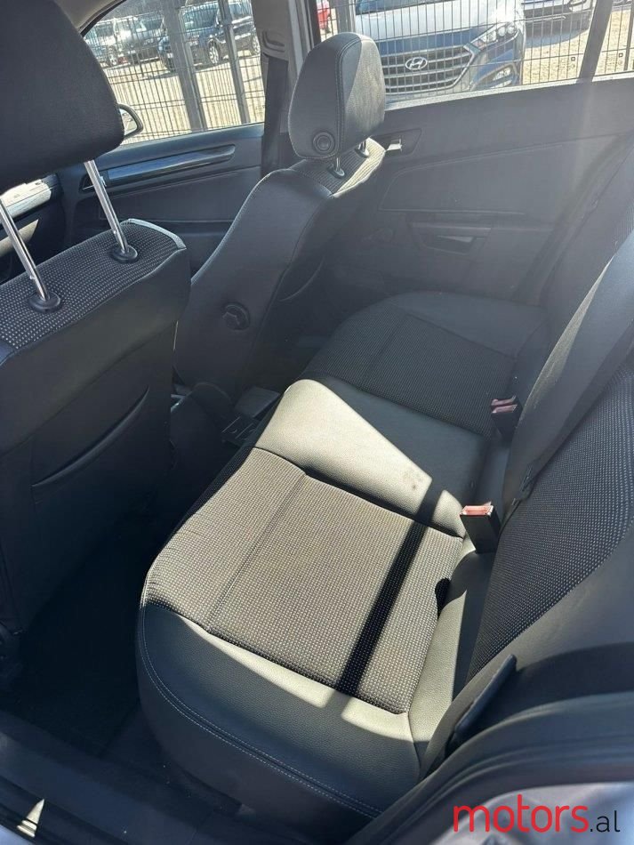 2007' Opel Astra photo #4