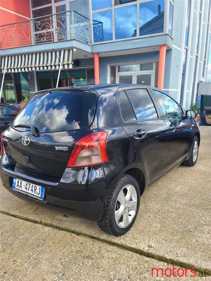 2006' Toyota Yaris photo #3