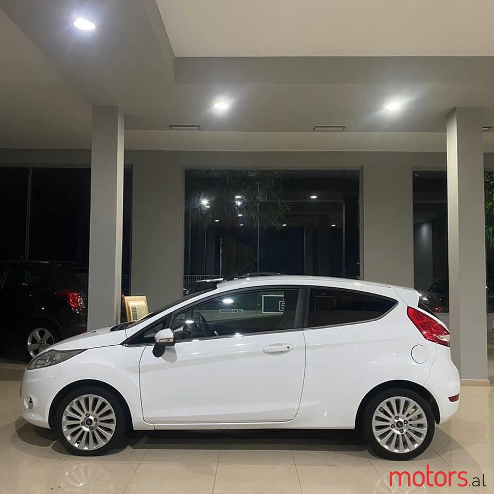 2009' Ford Fiesta photo #5