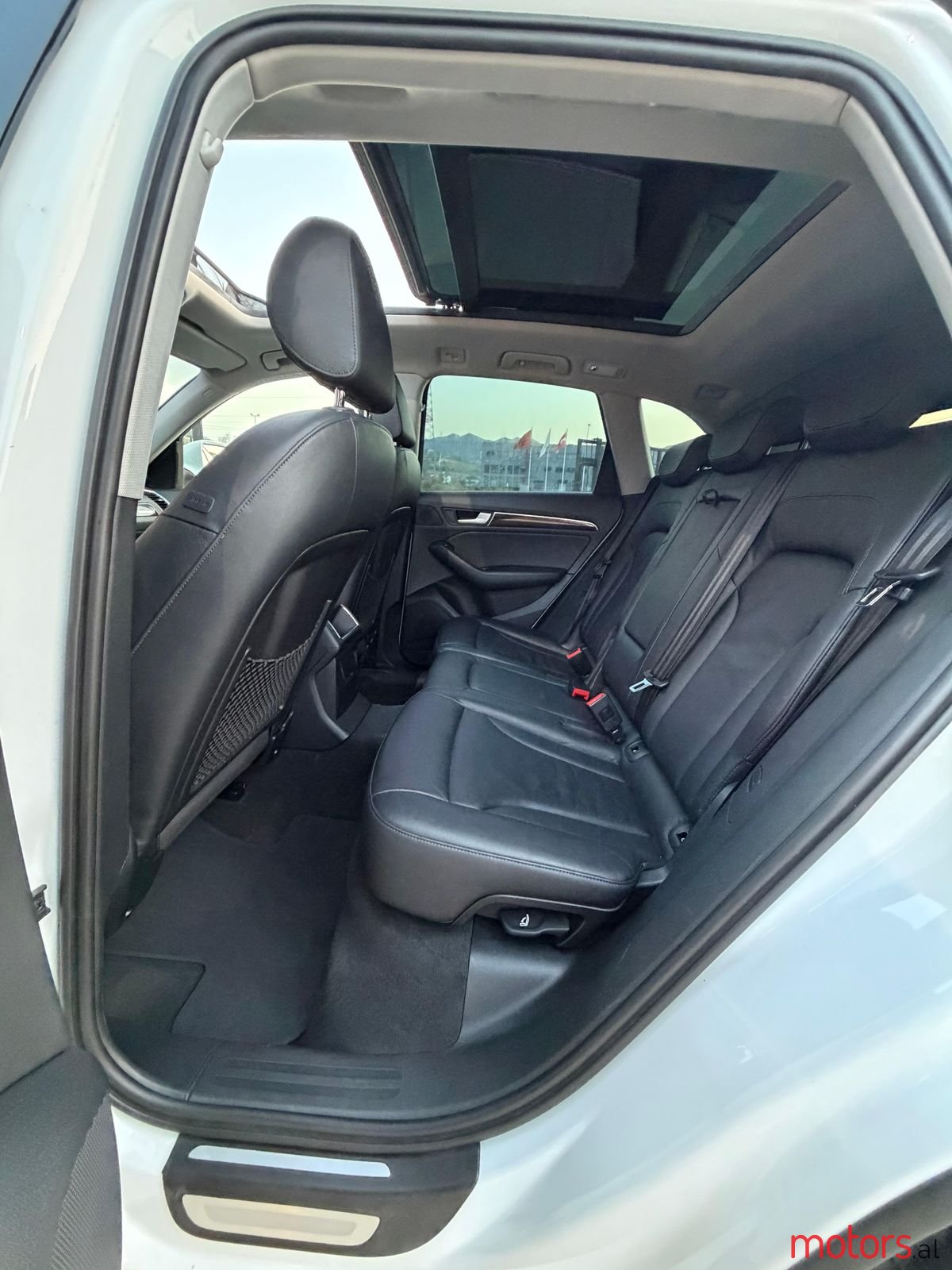 2014' Audi Q5 photo #5