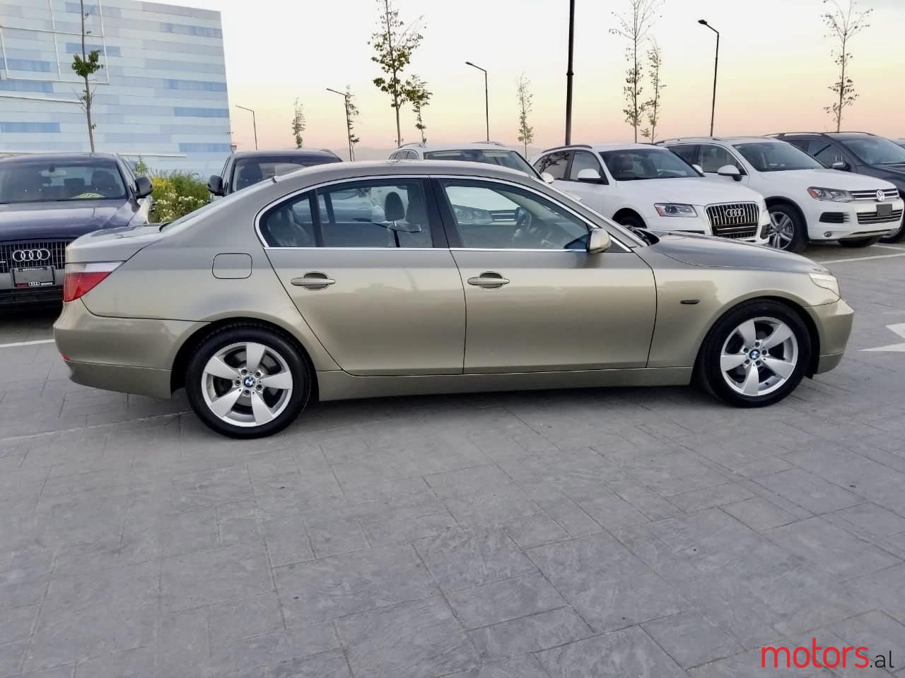 2005' BMW 525 photo #6