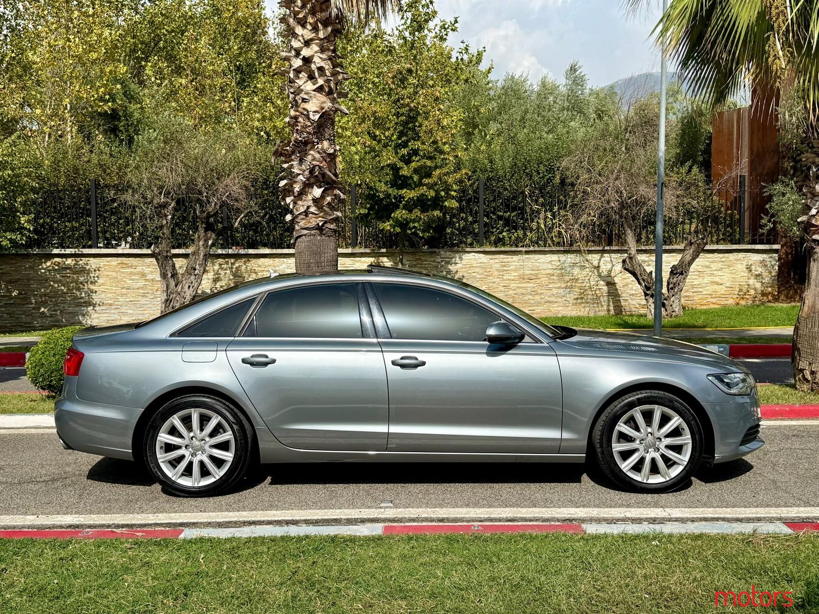 2013' Audi A6 photo #5